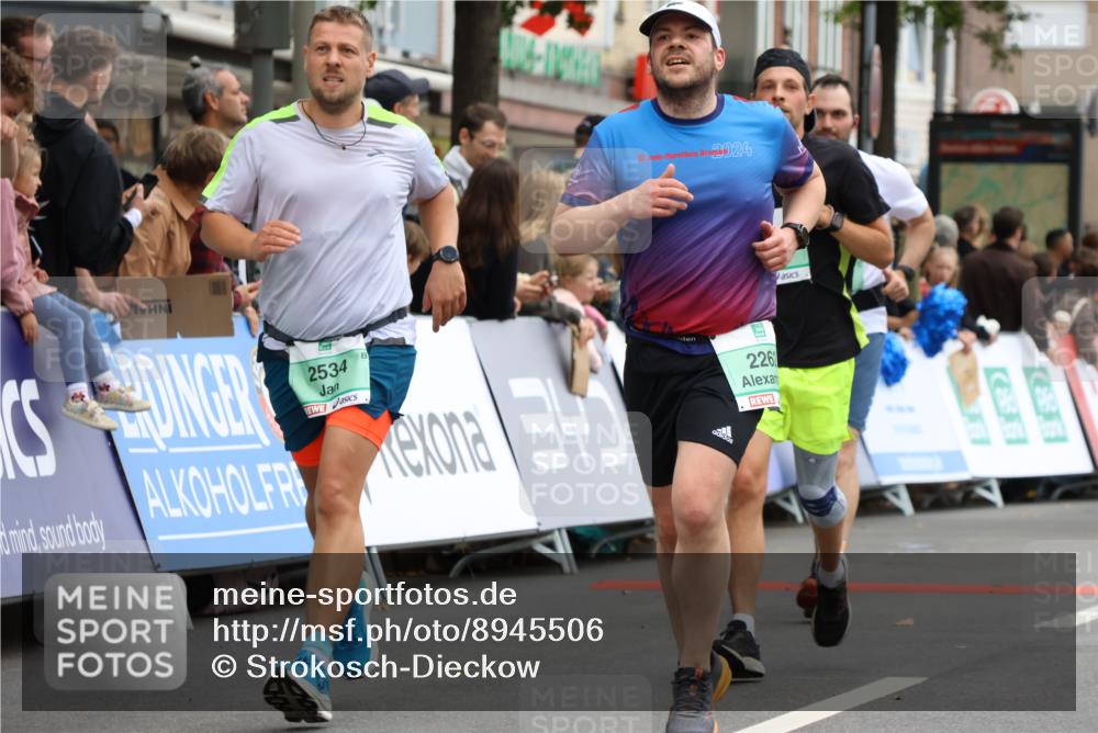 21.09.2025 - PSD Bank Halbmarathon Strokosch-Dieckow http://msf.ph/oto/8945506 21.09.2025 12:05:42 Ziel 1485, 1538, 2075, 2262, 2475, 2534, 2963, 3234, 3251, 4020, 4022 meine-sportfotos.de