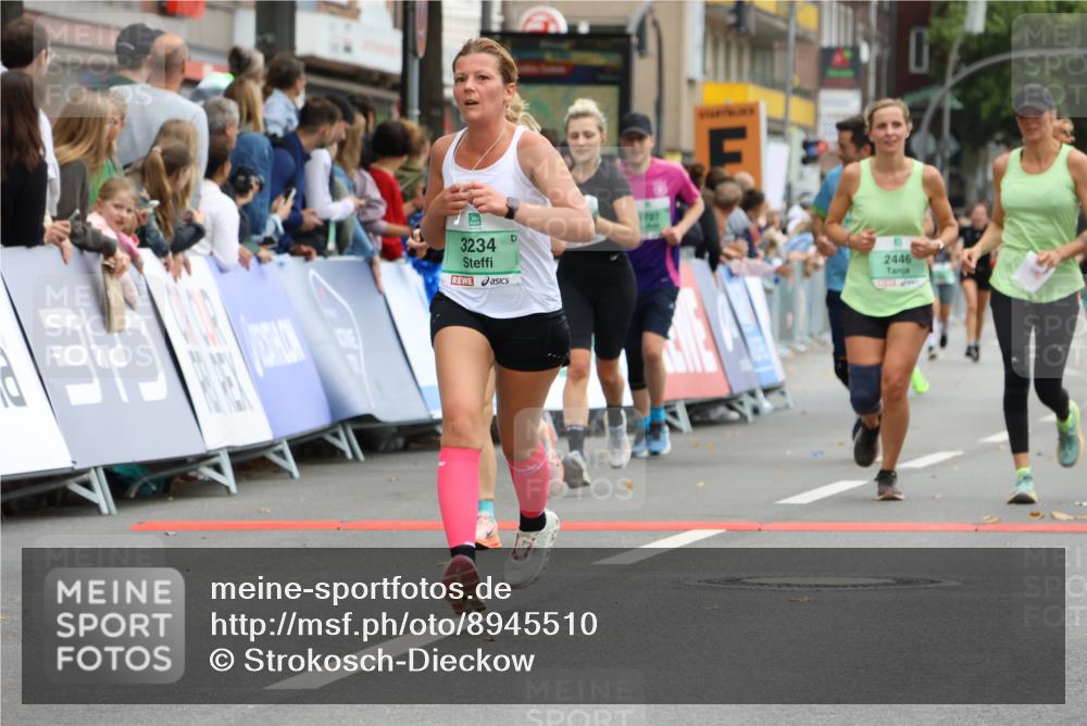21.09.2025 - PSD Bank Halbmarathon Strokosch-Dieckow http://msf.ph/oto/8945510 21.09.2025 12:05:50 Ziel 1726, 1727, 2446, 2475, 2534, 2963, 3234, 3428, 3653 meine-sportfotos.de