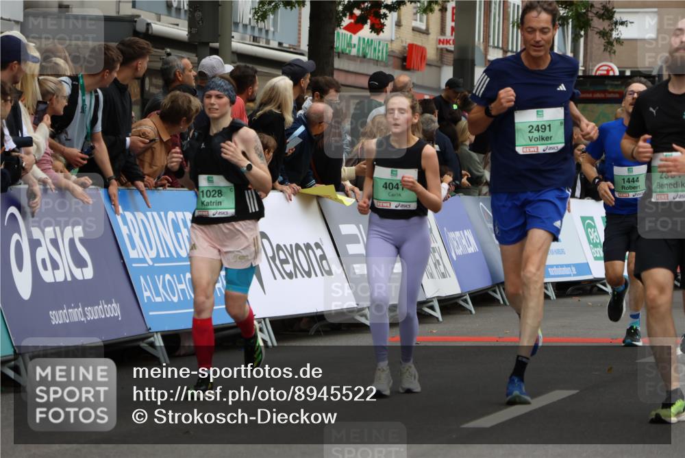 21.09.2025 - PSD Bank Halbmarathon Strokosch-Dieckow http://msf.ph/oto/8945522 21.09.2025 11:58:03 Ziel 1028, 1158, 1411, 1444, 1696, 2170, 2282, 2381, 2389, 2491, 2619, 2627, 2910, 3375, 3510, 4041 meine-sportfotos.de