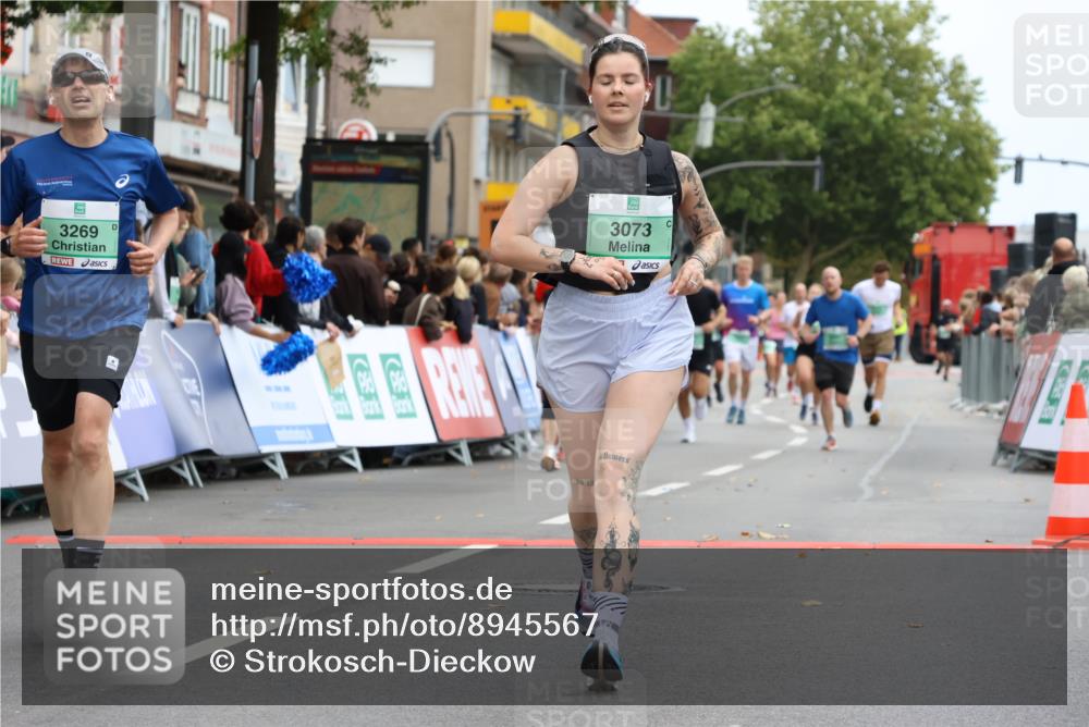 21.09.2025 - PSD Bank Halbmarathon Strokosch-Dieckow http://msf.ph/oto/8945567 21.09.2025 12:06:08 Ziel 1296, 1432, 1620, 1663, 2013, 2433, 2580, 2712, 3073, 3236, 3269, 3292 meine-sportfotos.de