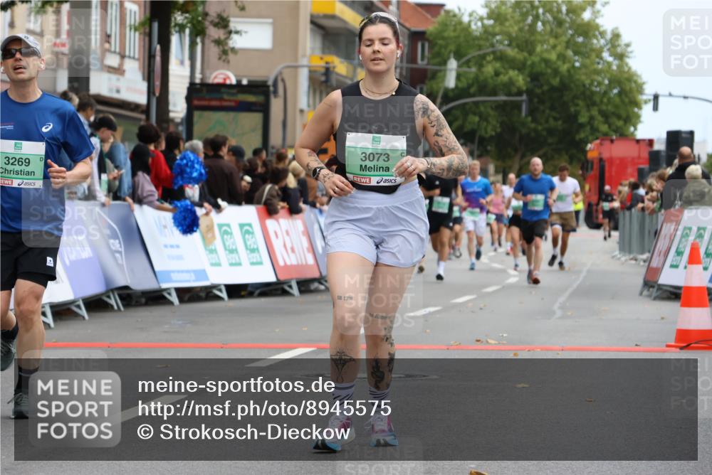 21.09.2025 - PSD Bank Halbmarathon Strokosch-Dieckow http://msf.ph/oto/8945575 21.09.2025 12:06:08 Ziel 1296, 1432, 1620, 1663, 2013, 2433, 2580, 2712, 3073, 3236, 3269, 3292 meine-sportfotos.de