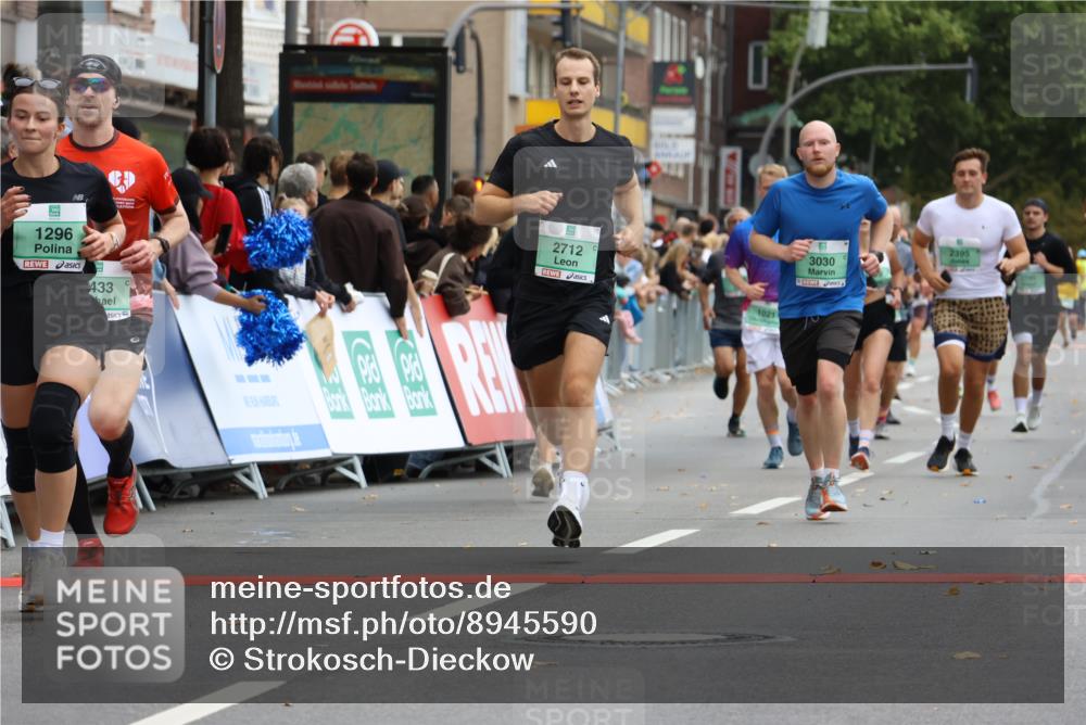 21.09.2025 - PSD Bank Halbmarathon Strokosch-Dieckow http://msf.ph/oto/8945590 21.09.2025 12:06:14 Ziel 1021, 1296, 1432, 1663, 2395, 2433, 2689, 2712, 2920, 3030, 3073, 3236, 3269 meine-sportfotos.de