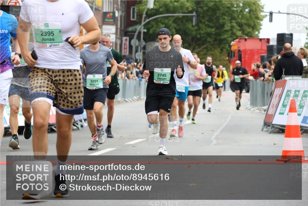 21.09.2025 - PSD Bank Halbmarathon Strokosch-Dieckow http://msf.ph/oto/8945616 21.09.2025 12:06:20 Ziel 1021, 1296, 1334, 2395, 2433, 2689, 2712, 2745, 2920, 2998, 3030, 3201, 3254, 3955 meine-sportfotos.de