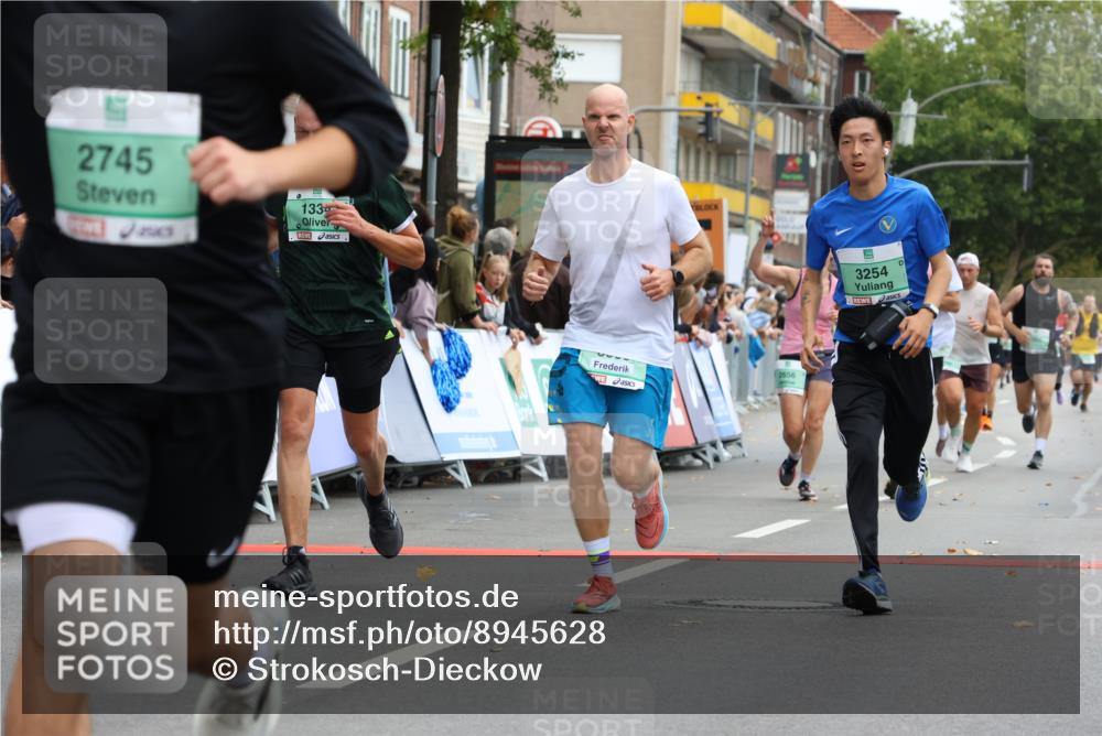 21.09.2025 - PSD Bank Halbmarathon Strokosch-Dieckow http://msf.ph/oto/8945628 21.09.2025 12:06:26 Ziel 1021, 1334, 2395, 2656, 2689, 2698, 2745, 2920, 2933, 2998, 3030, 3201, 3254, 3955, 4065 meine-sportfotos.de