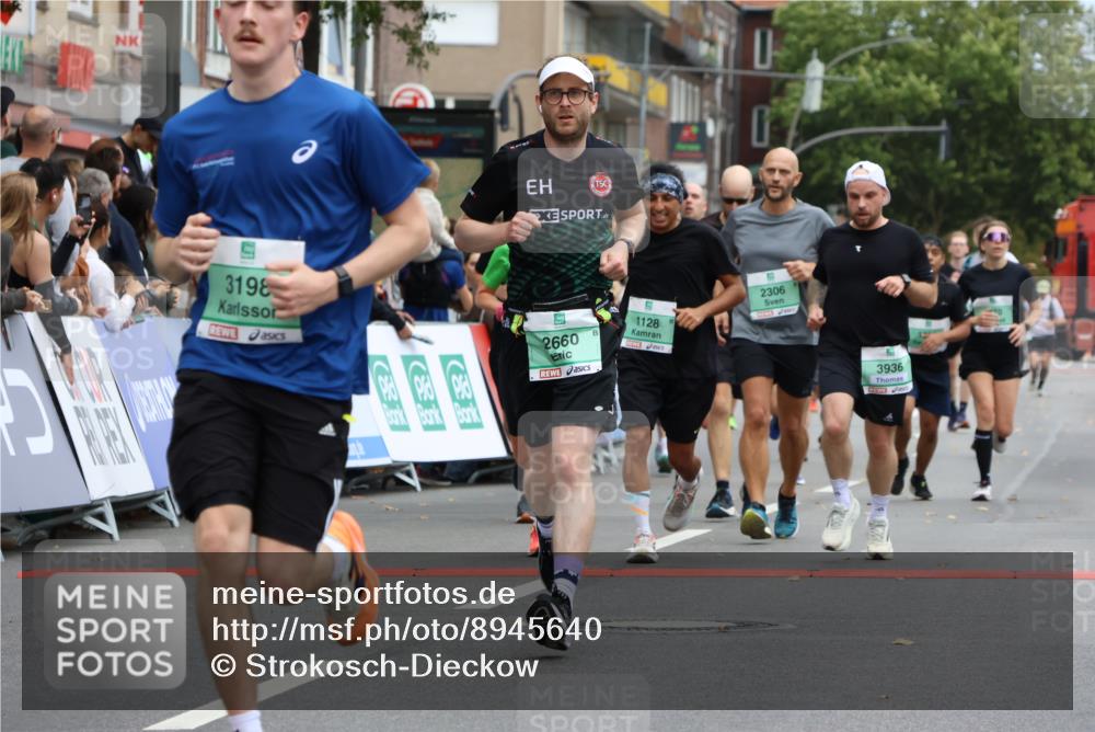 21.09.2025 - PSD Bank Halbmarathon Strokosch-Dieckow http://msf.ph/oto/8945640 21.09.2025 11:58:44 Ziel 1107, 1122, 1128, 1338, 1521, 1531, 1532, 2306, 2371, 2482, 2543, 2590, 2660, 2870, 2928, 3198, 3301, 3356, 3521, 3936 meine-sportfotos.de