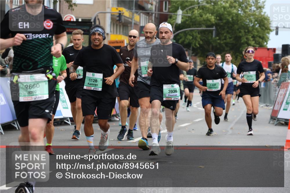 21.09.2025 - PSD Bank Halbmarathon Strokosch-Dieckow http://msf.ph/oto/8945651 21.09.2025 11:58:46 Ziel 1107, 1122, 1128, 1338, 1521, 1531, 1532, 2306, 2371, 2543, 2590, 2604, 2660, 2870, 2928, 3198, 3301, 3356, 3521, 3542, 3936 meine-sportfotos.de