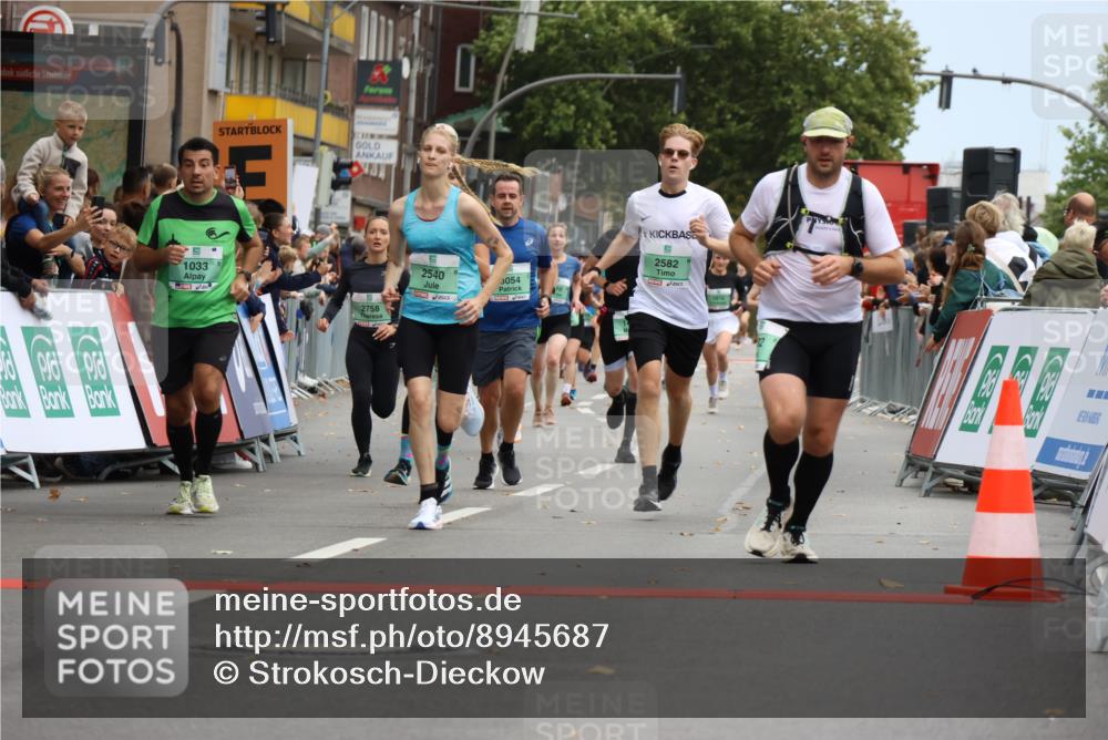 21.09.2025 - PSD Bank Halbmarathon Strokosch-Dieckow http://msf.ph/oto/8945687 21.09.2025 11:59:03 Ziel 1033, 1064, 1092, 1093, 1258, 1486, 2332, 2344, 2436, 2441, 2472, 2540, 2582, 2594, 2641, 2664, 2758, 3054, 3771 meine-sportfotos.de
