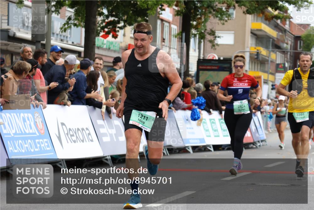 21.09.2025 - PSD Bank Halbmarathon Strokosch-Dieckow http://msf.ph/oto/8945701 21.09.2025 12:06:44 Ziel 1211, 1284, 2624, 2711, 2808, 2838, 3059, 3391, 3465, 3586, 3749 meine-sportfotos.de