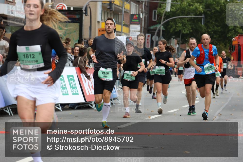21.09.2025 - PSD Bank Halbmarathon Strokosch-Dieckow http://msf.ph/oto/8945702 21.09.2025 11:59:13 Ziel 1033, 1486, 1648, 1812, 2186, 2328, 2332, 2472, 2484, 2533, 2540, 2582, 2602, 2610, 2641, 2718, 2758, 2785, 3054 meine-sportfotos.de