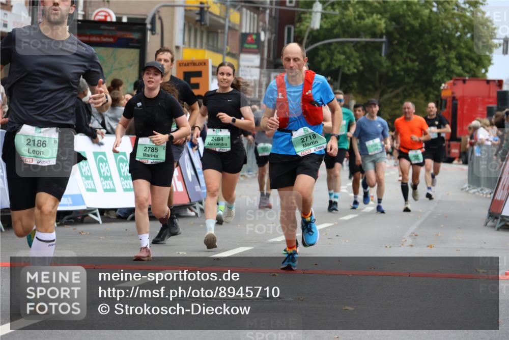 21.09.2025 - PSD Bank Halbmarathon Strokosch-Dieckow http://msf.ph/oto/8945710 21.09.2025 11:59:15 Ziel 1033, 1486, 1648, 1812, 2186, 2325, 2328, 2472, 2484, 2533, 2540, 2582, 2602, 2610, 2641, 2718, 2758, 2785, 2794, 3054 meine-sportfotos.de