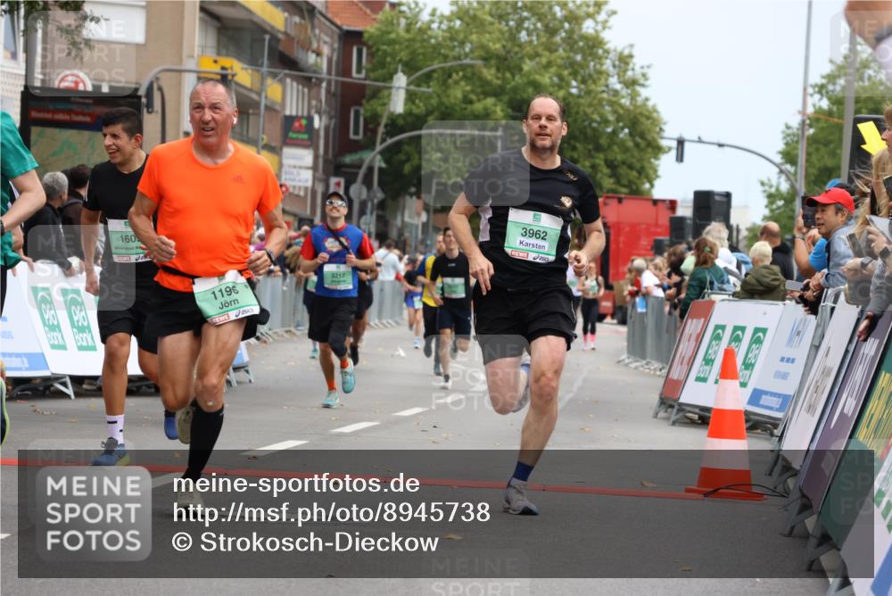 21.09.2025 - PSD Bank Halbmarathon Strokosch-Dieckow http://msf.ph/oto/8945738 21.09.2025 11:59:24 Ziel 1196, 1609, 1648, 2186, 2241, 2248, 2325, 2328, 2484, 2517, 2533, 2574, 2581, 2602, 2718, 2785, 2794, 2915, 3217, 3962 meine-sportfotos.de