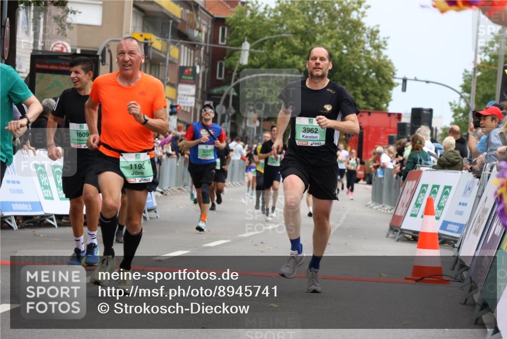 21.09.2025 - PSD Bank Halbmarathon Strokosch-Dieckow http://msf.ph/oto/8945741 21.09.2025 11:59:24 Ziel 1196, 1609, 1648, 2186, 2241, 2248, 2325, 2328, 2484, 2517, 2533, 2574, 2581, 2602, 2718, 2785, 2794, 2915, 3217, 3962 meine-sportfotos.de