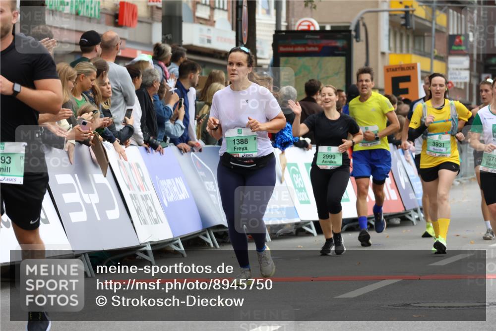 21.09.2025 - PSD Bank Halbmarathon Strokosch-Dieckow http://msf.ph/oto/8945750 21.09.2025 12:06:59 Ziel 1284, 1388, 1571, 1594, 2223, 2628, 2693, 2789, 2808, 2999, 3006, 3064, 3266, 3371, 3555, 3749, 3931 meine-sportfotos.de