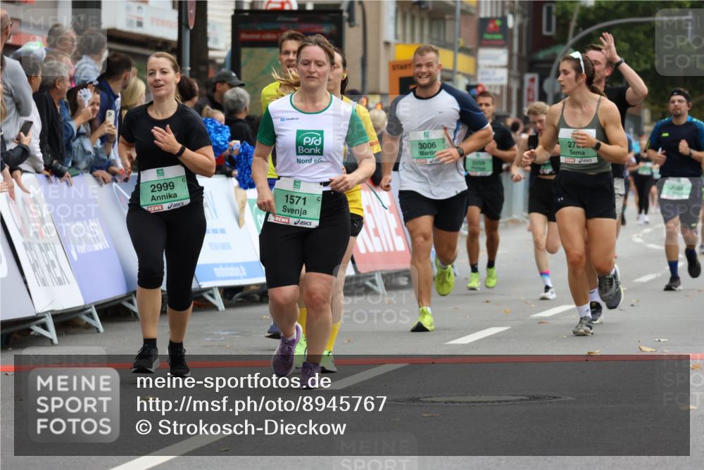 21.09.2025 - PSD Bank Halbmarathon Strokosch-Dieckow http://msf.ph/oto/8945767 21.09.2025 12:07:01 Ziel 1347, 1388, 1571, 1594, 2223, 2628, 2693, 2789, 2999, 3006, 3064, 3259, 3266, 3371, 3555, 3931 meine-sportfotos.de
