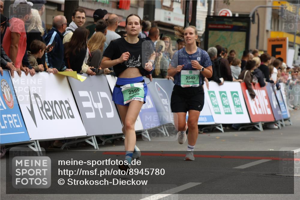 21.09.2025 - PSD Bank Halbmarathon Strokosch-Dieckow http://msf.ph/oto/8945780 21.09.2025 11:59:39 Ziel 1042, 1075, 1367, 1700, 2517, 2549, 2558, 2574, 2595, 2645, 2918, 3152, 3217, 3990, 4049 meine-sportfotos.de