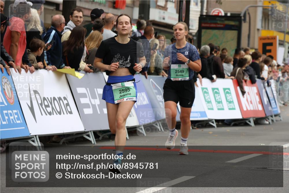 21.09.2025 - PSD Bank Halbmarathon Strokosch-Dieckow http://msf.ph/oto/8945781 21.09.2025 11:59:39 Ziel 1042, 1075, 1367, 1700, 2517, 2549, 2558, 2574, 2595, 2645, 2918, 3152, 3217, 3990, 4049 meine-sportfotos.de