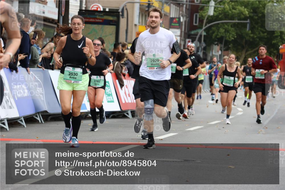 21.09.2025 - PSD Bank Halbmarathon Strokosch-Dieckow http://msf.ph/oto/8945804 21.09.2025 11:59:47 Ziel 1075, 1741, 2530, 2549, 2595, 2721, 2782, 2918, 2929, 3048, 3152, 3990, 4034, 4042, 4049 meine-sportfotos.de
