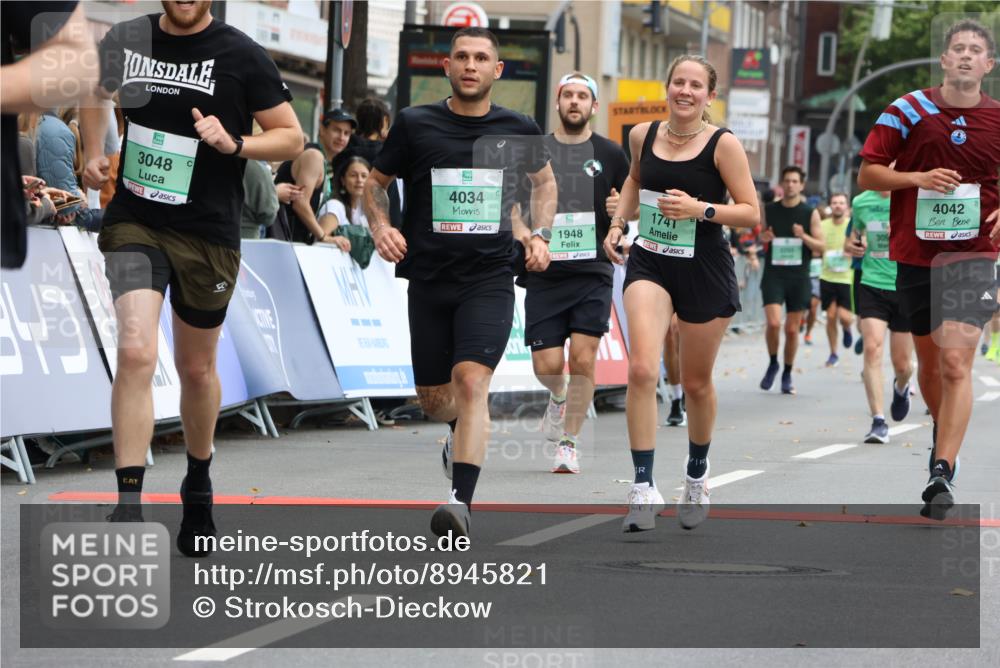 21.09.2025 - PSD Bank Halbmarathon Strokosch-Dieckow http://msf.ph/oto/8945821 21.09.2025 11:59:52 Ziel 1075, 1481, 1741, 1948, 2490, 2530, 2721, 2782, 2918, 2929, 3048, 3094, 4034, 4042, 4049 meine-sportfotos.de