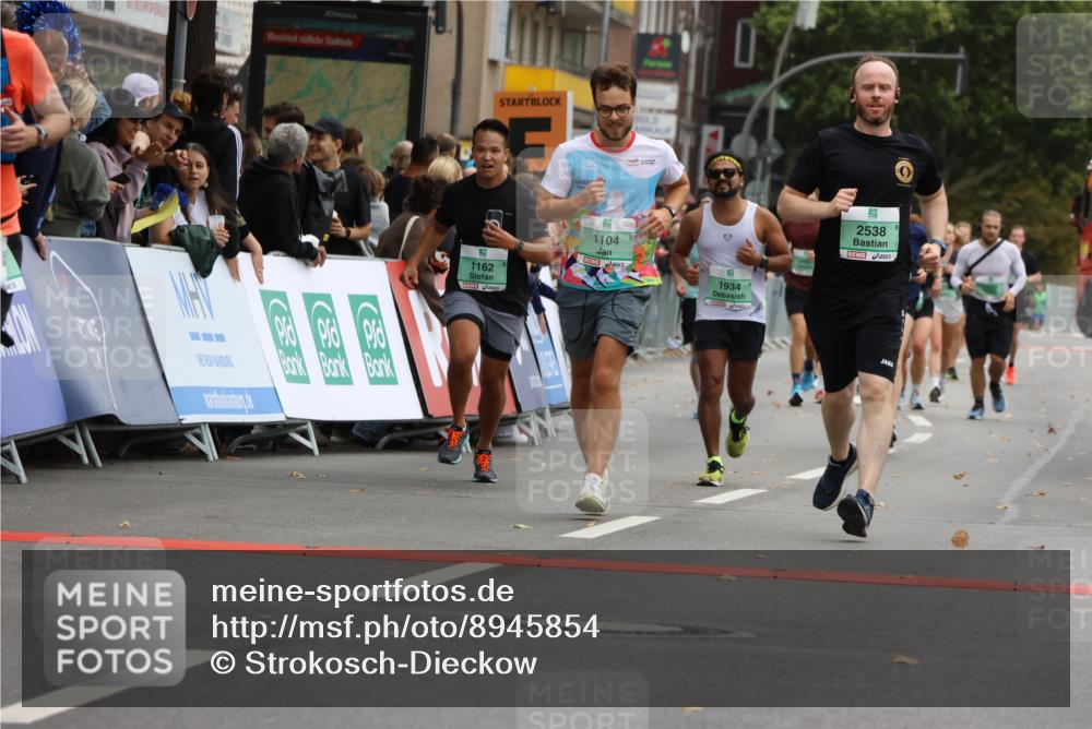 21.09.2025 - PSD Bank Halbmarathon Strokosch-Dieckow http://msf.ph/oto/8945854 21.09.2025 12:00:06 Ziel 1104, 1162, 1481, 1934, 2255, 2314, 2490, 2529, 2538, 2640, 2648, 2769, 2801, 3094, 3738, 3906 meine-sportfotos.de