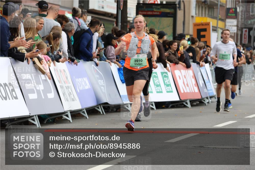 21.09.2025 - PSD Bank Halbmarathon Strokosch-Dieckow http://msf.ph/oto/8945886 21.09.2025 12:07:37 Ziel 2493, 2506, 2532, 2949, 2956, 3222, 3407, 3729, 3746, 3910, 3975 meine-sportfotos.de