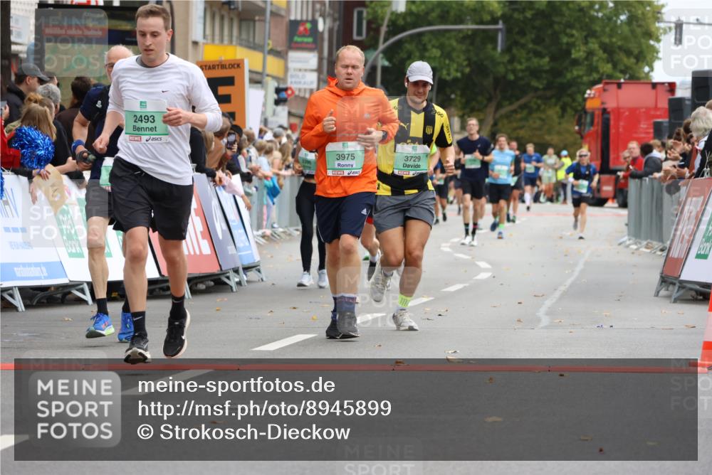 21.09.2025 - PSD Bank Halbmarathon Strokosch-Dieckow http://msf.ph/oto/8945899 21.09.2025 12:07:41 Ziel 2493, 2956, 3729, 3746, 3910, 3948, 3975 meine-sportfotos.de