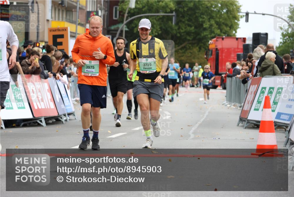 21.09.2025 - PSD Bank Halbmarathon Strokosch-Dieckow http://msf.ph/oto/8945903 21.09.2025 12:07:42 Ziel 2493, 2956, 3396, 3729, 3746, 3910, 3948, 3975 meine-sportfotos.de