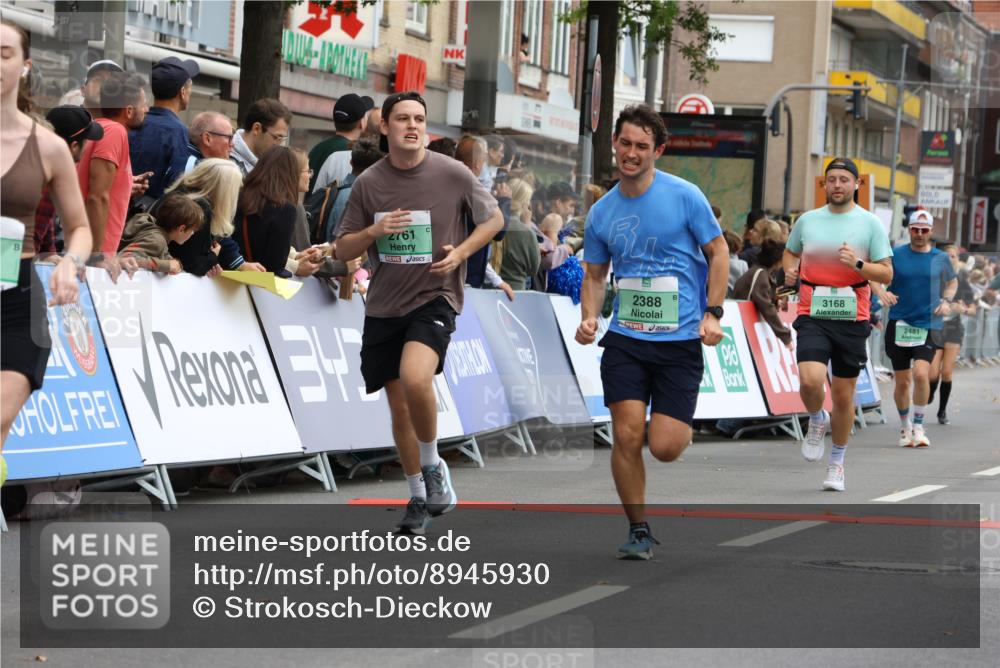 21.09.2025 - PSD Bank Halbmarathon Strokosch-Dieckow http://msf.ph/oto/8945930 21.09.2025 12:00:42 Ziel 1034, 1382, 2317, 2388, 2481, 2516, 2761, 2762, 2803, 3026, 3168, 3957 meine-sportfotos.de