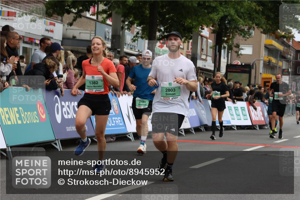 21.09.2025 - PSD Bank Halbmarathon Strokosch-Dieckow http://msf.ph/oto/8945952 21.09.2025 12:00:49 Ziel 1203, 1382, 2388, 2481, 2516, 2668, 2761, 2803, 3168, 3172 meine-sportfotos.de
