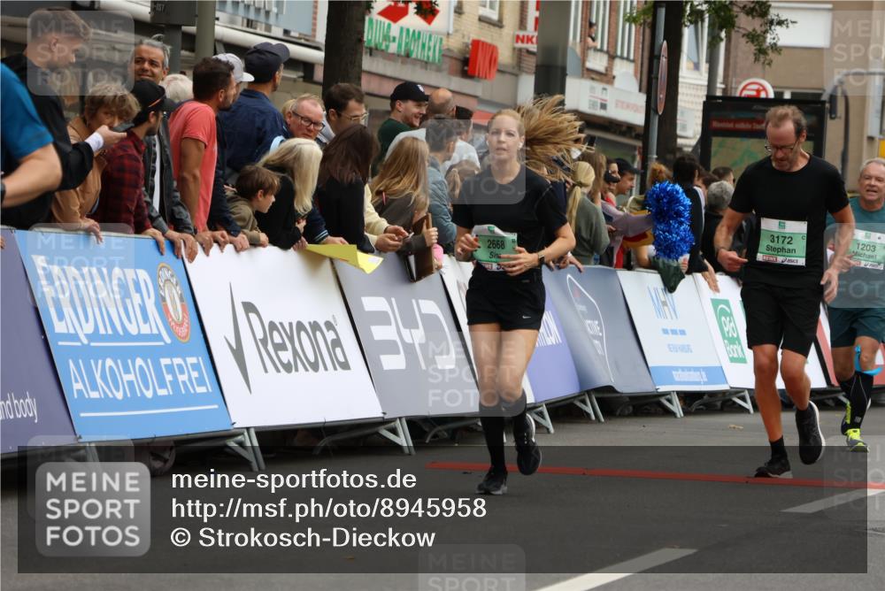 21.09.2025 - PSD Bank Halbmarathon Strokosch-Dieckow http://msf.ph/oto/8945958 21.09.2025 12:00:50 Ziel 1203, 1382, 2388, 2468, 2481, 2516, 2668, 2761, 2803, 2986, 3168, 3172 meine-sportfotos.de