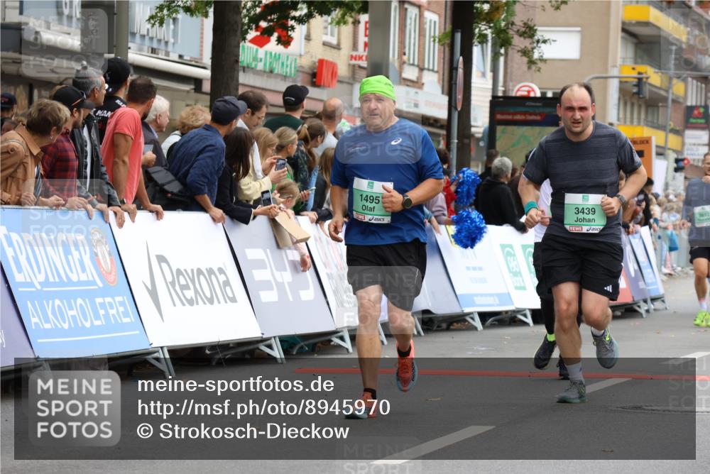 21.09.2025 - PSD Bank Halbmarathon Strokosch-Dieckow http://msf.ph/oto/8945970 21.09.2025 12:08:04 Ziel 1495, 1496, 2176, 2396, 2593, 2612, 2908, 2972, 3108, 3439 meine-sportfotos.de