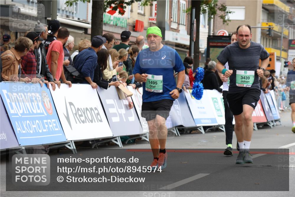 21.09.2025 - PSD Bank Halbmarathon Strokosch-Dieckow http://msf.ph/oto/8945974 21.09.2025 12:08:05 Ziel 1495, 1496, 2176, 2396, 2593, 2612, 2896, 2908, 2972, 3108, 3439 meine-sportfotos.de