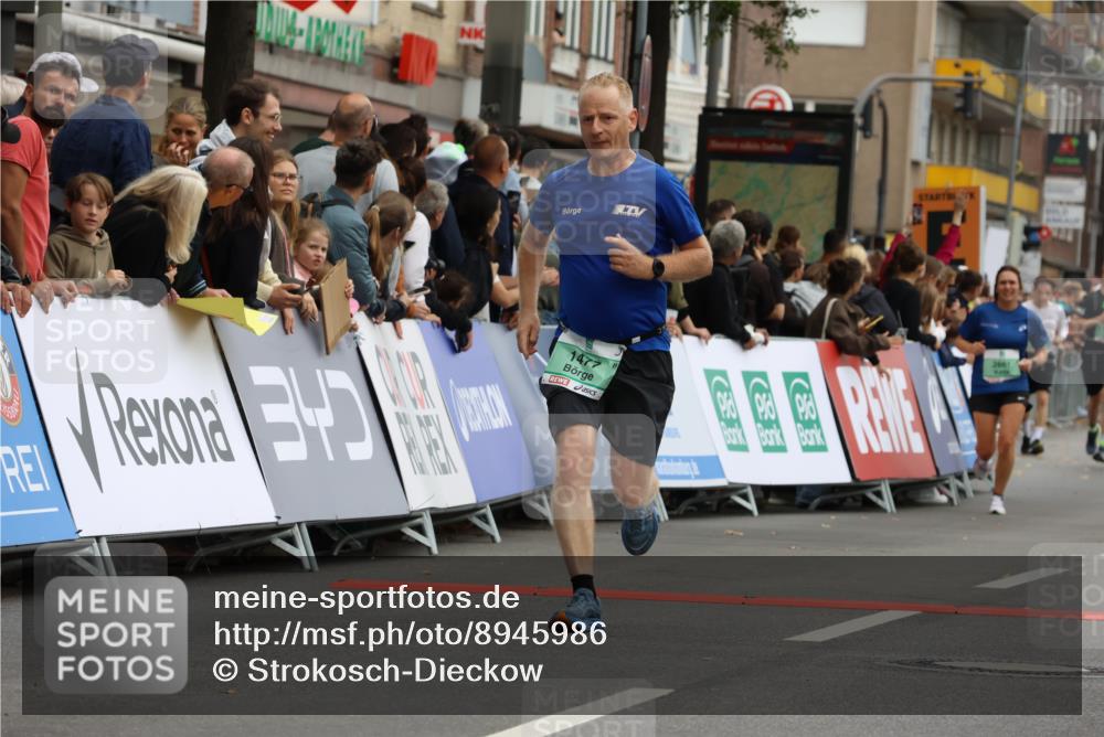 21.09.2025 - PSD Bank Halbmarathon Strokosch-Dieckow http://msf.ph/oto/8945986 21.09.2025 12:01:01 Ziel 1203, 1477, 1764, 2468, 2661, 2683, 2853, 2986, 3172, 3956, 4009 meine-sportfotos.de