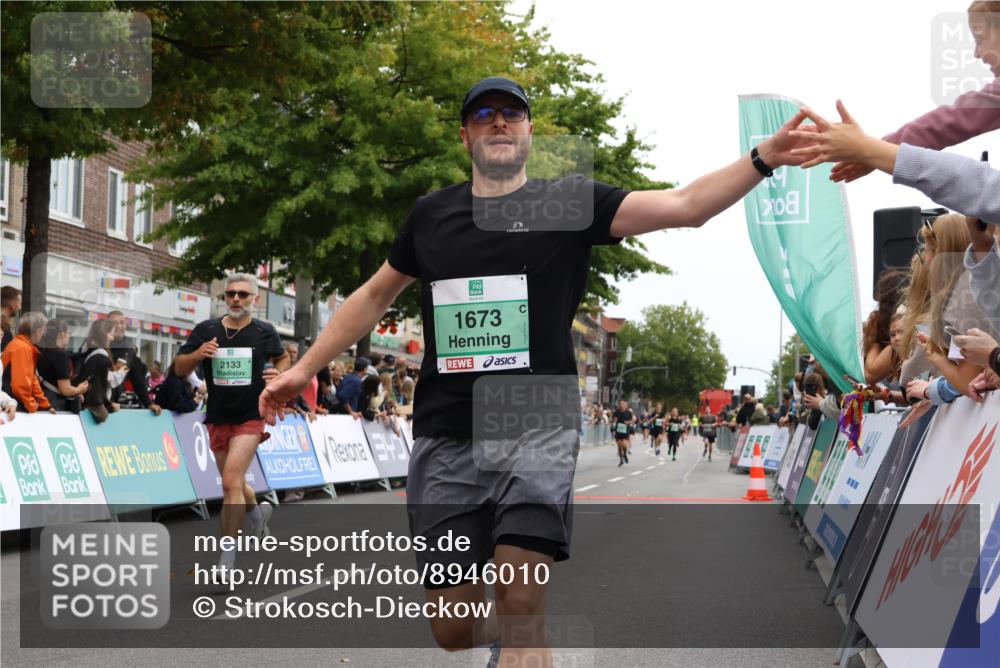 21.09.2025 - PSD Bank Halbmarathon Strokosch-Dieckow http://msf.ph/oto/8946010 21.09.2025 12:08:29 Ziel 1332, 1480, 1511, 1512, 1636, 1673, 2133, 2521, 2644, 2763, 2818, 2957, 3137, 3150, 3205, 3235, 3641, 3760 meine-sportfotos.de