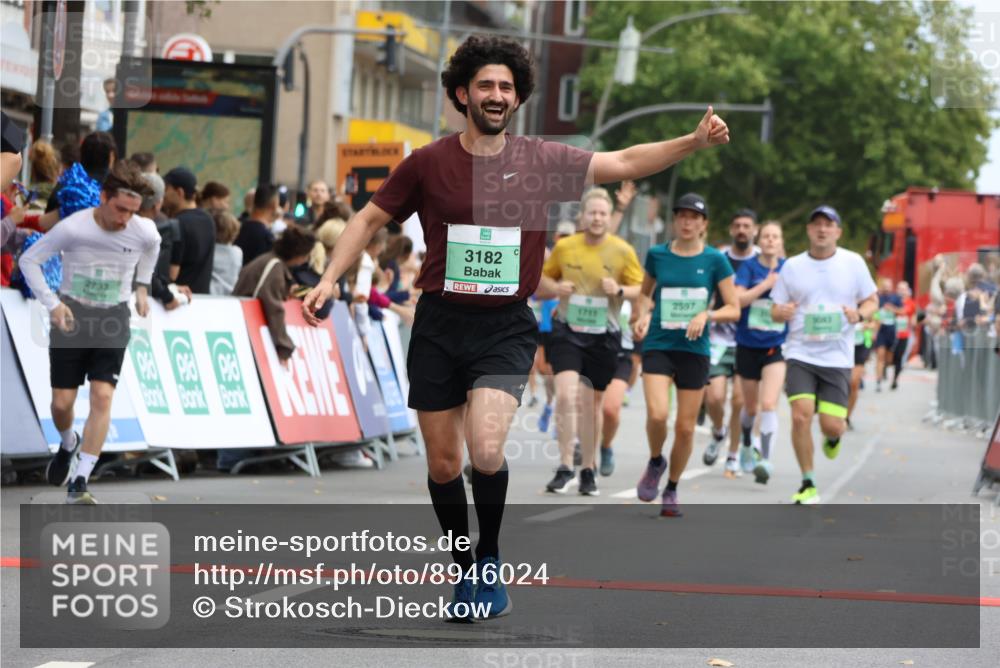 21.09.2025 - PSD Bank Halbmarathon Strokosch-Dieckow http://msf.ph/oto/8946024 21.09.2025 12:01:11 Ziel 1357, 1711, 1764, 2093, 2498, 2597, 2661, 2683, 2733, 2978, 3083, 3098, 3182, 3186, 3956 meine-sportfotos.de
