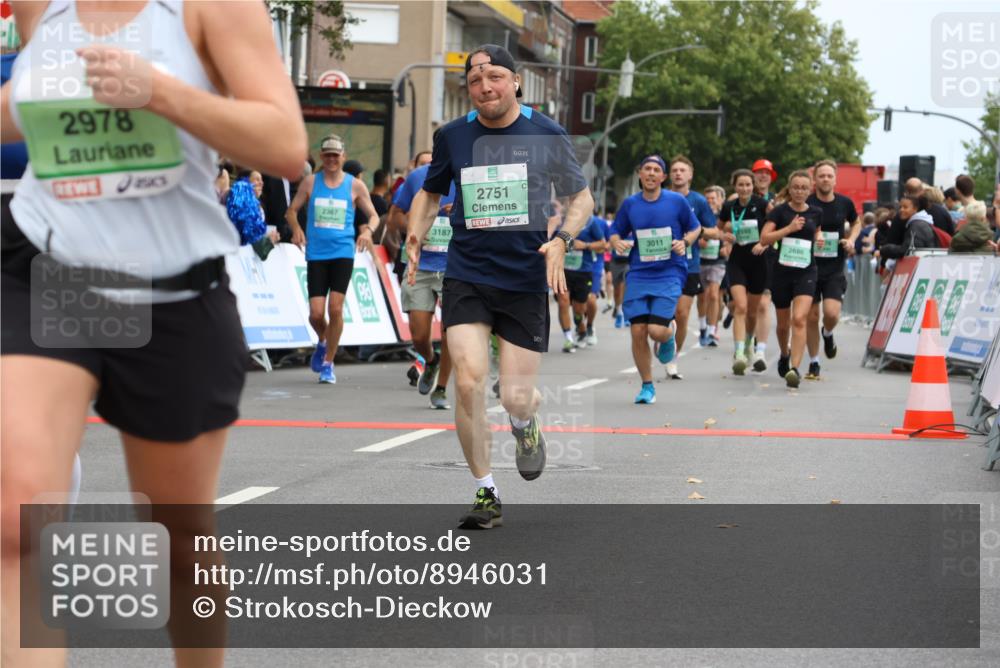 21.09.2025 - PSD Bank Halbmarathon Strokosch-Dieckow http://msf.ph/oto/8946031 21.09.2025 12:01:22 Ziel 1357, 1376, 1400, 1711, 1789, 2367, 2597, 2686, 2733, 2751, 2943, 2978, 3011, 3053, 3083, 3098, 3186, 3187, 3352, 3565, 3951, 3964, 3973, 4038 meine-sportfotos.de