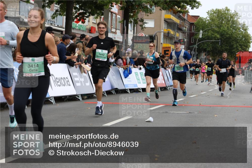 21.09.2025 - PSD Bank Halbmarathon Strokosch-Dieckow http://msf.ph/oto/8946039 21.09.2025 12:08:42 Ziel 1442, 2575, 3223, 3261, 3274, 3414, 3506, 3794 meine-sportfotos.de