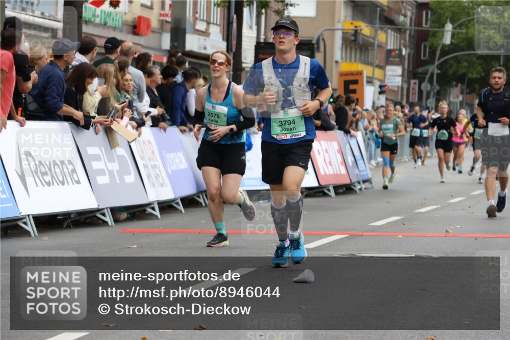 21.09.2025 - PSD Bank Halbmarathon Strokosch-Dieckow http://msf.ph/oto/8946044 21.09.2025 12:08:44 Ziel 1442, 2575, 3223, 3261, 3273, 3274, 3414, 3506, 3794 meine-sportfotos.de