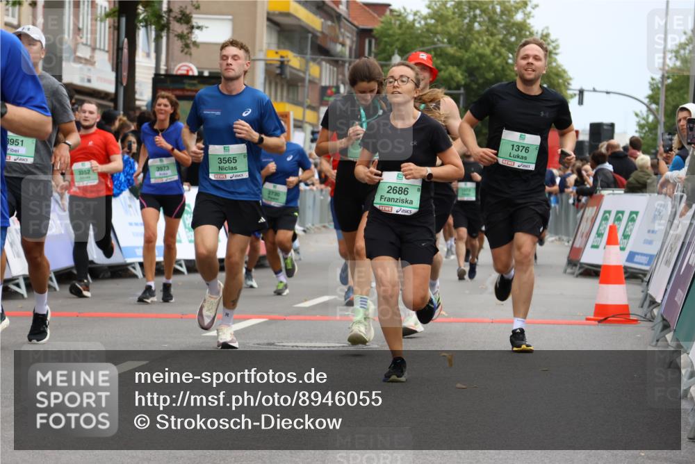 21.09.2025 - PSD Bank Halbmarathon Strokosch-Dieckow http://msf.ph/oto/8946055 21.09.2025 12:01:27 Ziel 1261, 1373, 1376, 1395, 1400, 1585, 1789, 2367, 2495, 2686, 2730, 2751, 2766, 2943, 2978, 3011, 3053, 3186, 3187, 3352, 3565, 3951, 3964, 3973, 4038 meine-sportfotos.de