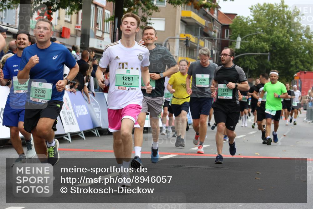 21.09.2025 - PSD Bank Halbmarathon Strokosch-Dieckow http://msf.ph/oto/8946057 21.09.2025 12:01:32 Ziel 1201, 1261, 1373, 1376, 1395, 1400, 1585, 1789, 2345, 2346, 2367, 2418, 2495, 2686, 2710, 2730, 2753, 2766, 2819, 2943, 3011, 3053, 3132, 3187, 3352, 3406, 3565, 3951, 3973 meine-sportfotos.de