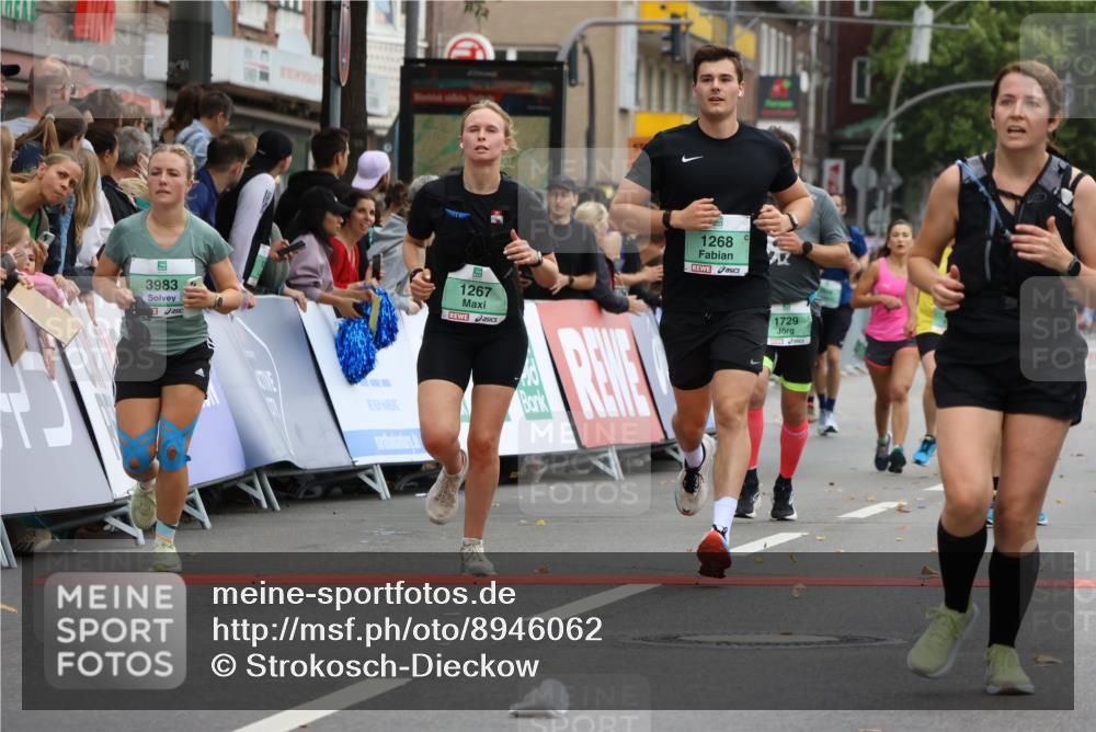 21.09.2025 - PSD Bank Halbmarathon Strokosch-Dieckow http://msf.ph/oto/8946062 21.09.2025 12:08:52 Ziel 1267, 1268, 1729, 1730, 1954, 2575, 2643, 3273, 3274, 3392, 3794, 3983 meine-sportfotos.de