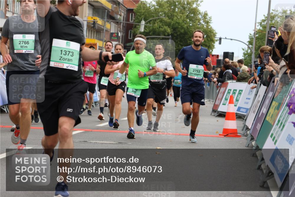 21.09.2025 - PSD Bank Halbmarathon Strokosch-Dieckow http://msf.ph/oto/8946073 21.09.2025 12:01:34 Ziel 1201, 1261, 1373, 1376, 1395, 1400, 1585, 1789, 2345, 2346, 2367, 2384, 2418, 2495, 2686, 2710, 2730, 2753, 2766, 2819, 2943, 2944, 3081, 3132, 3352, 3406, 3565, 3951, 3952, 3973 meine-sportfotos.de