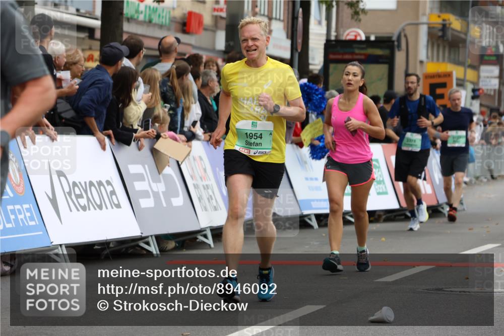 21.09.2025 - PSD Bank Halbmarathon Strokosch-Dieckow http://msf.ph/oto/8946092 21.09.2025 12:08:59 Ziel 1267, 1268, 1729, 1730, 1954, 2643, 3127, 3176, 3273, 3378, 3392, 3983 meine-sportfotos.de