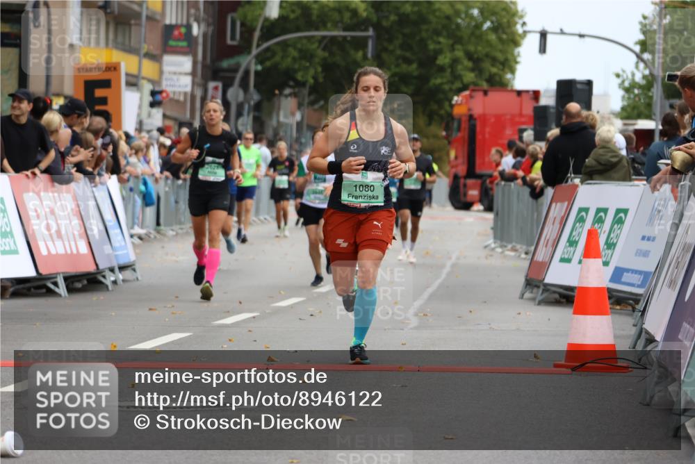 21.09.2025 - PSD Bank Halbmarathon Strokosch-Dieckow http://msf.ph/oto/8946122 21.09.2025 12:09:06 Ziel 1080, 1954, 2623, 2643, 3127, 3176, 3378, 3392 meine-sportfotos.de