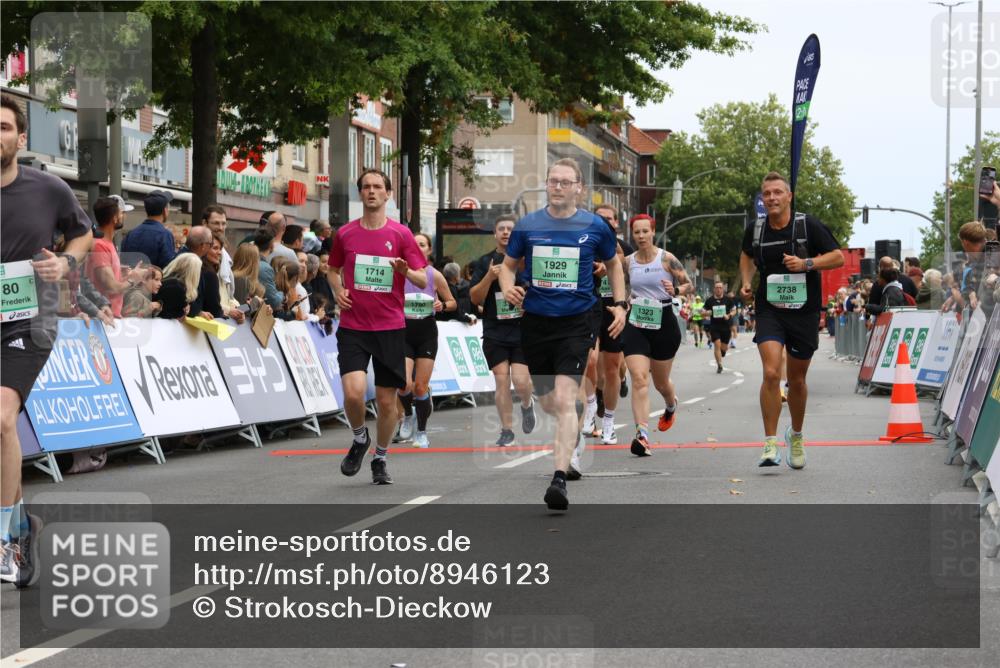 21.09.2025 - PSD Bank Halbmarathon Strokosch-Dieckow http://msf.ph/oto/8946123 21.09.2025 12:01:54 Ziel 1084, 1323, 1377, 1713, 1714, 1790, 1929, 2284, 2464, 2474, 2514, 2563, 2720, 2738, 2741, 2922, 2924, 2938, 3157, 3180, 3395, 3814, 3940 meine-sportfotos.de