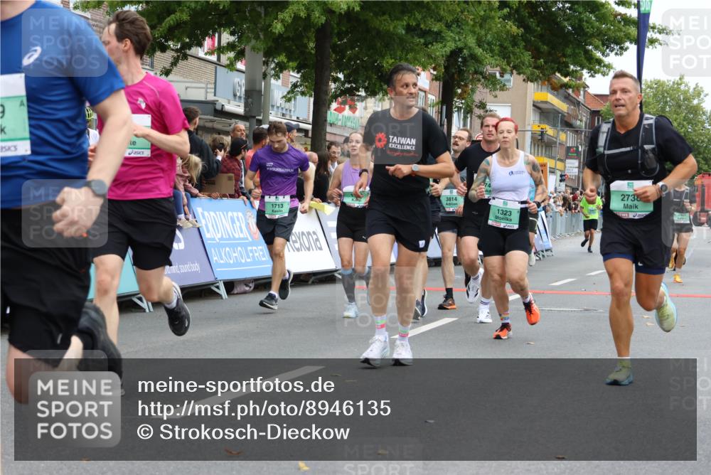 21.09.2025 - PSD Bank Halbmarathon Strokosch-Dieckow http://msf.ph/oto/8946135 21.09.2025 12:01:56 Ziel 1084, 1323, 1377, 1713, 1714, 1790, 1929, 2464, 2514, 2563, 2738, 2741, 2922, 2924, 2938, 3157, 3180, 3395, 3814, 3940 meine-sportfotos.de