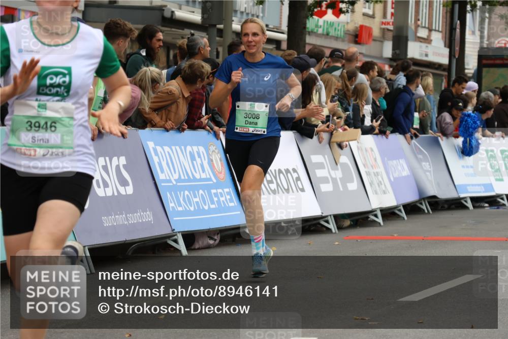 21.09.2025 - PSD Bank Halbmarathon Strokosch-Dieckow http://msf.ph/oto/8946141 21.09.2025 12:09:17 Ziel 1080, 2623, 3008, 3145, 3232, 3946 meine-sportfotos.de