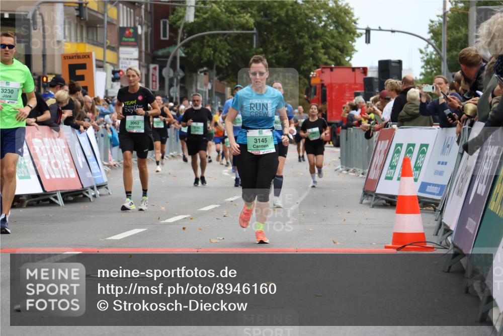 21.09.2025 - PSD Bank Halbmarathon Strokosch-Dieckow http://msf.ph/oto/8946160 21.09.2025 12:09:22 Ziel 3008, 3062, 3145, 3230, 3232, 3946, 4015 meine-sportfotos.de