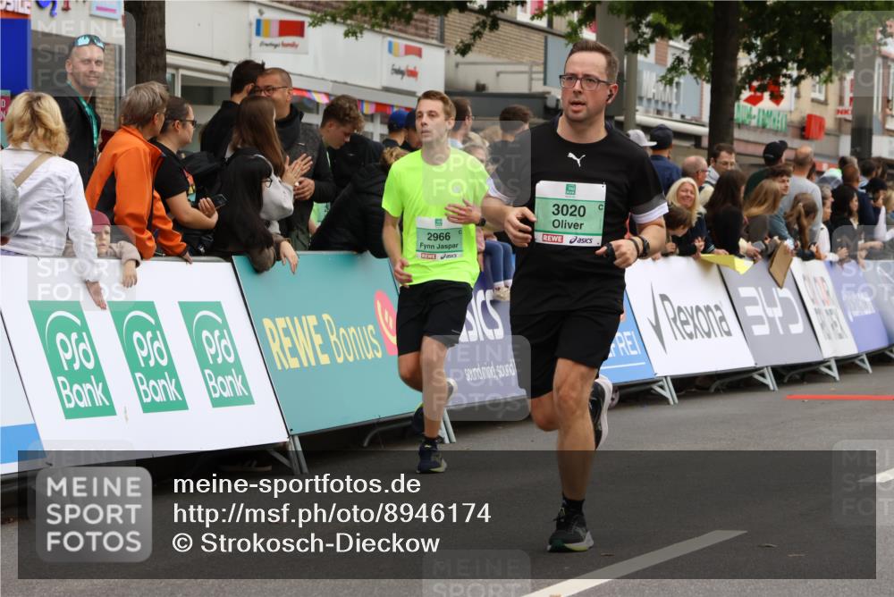 21.09.2025 - PSD Bank Halbmarathon Strokosch-Dieckow http://msf.ph/oto/8946174 21.09.2025 12:02:07 Ziel 1084, 2464, 2922, 2966, 3020, 3157, 3940 meine-sportfotos.de