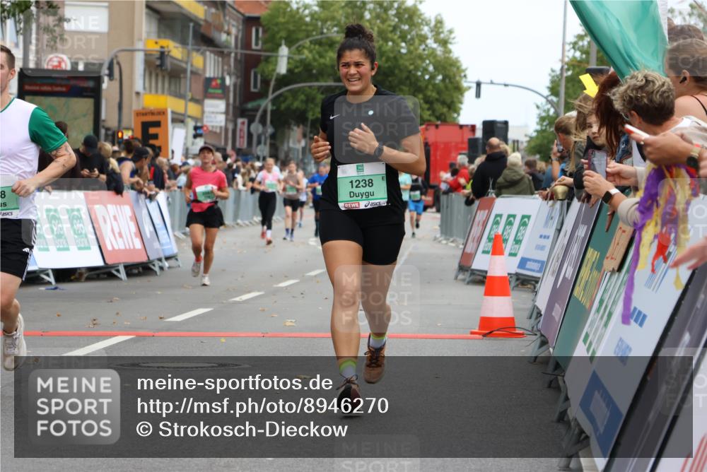 21.09.2025 - PSD Bank Halbmarathon Strokosch-Dieckow http://msf.ph/oto/8946270 21.09.2025 12:10:00 Ziel 1238, 2518, 2764, 3112, 3203, 3283, 3285 meine-sportfotos.de