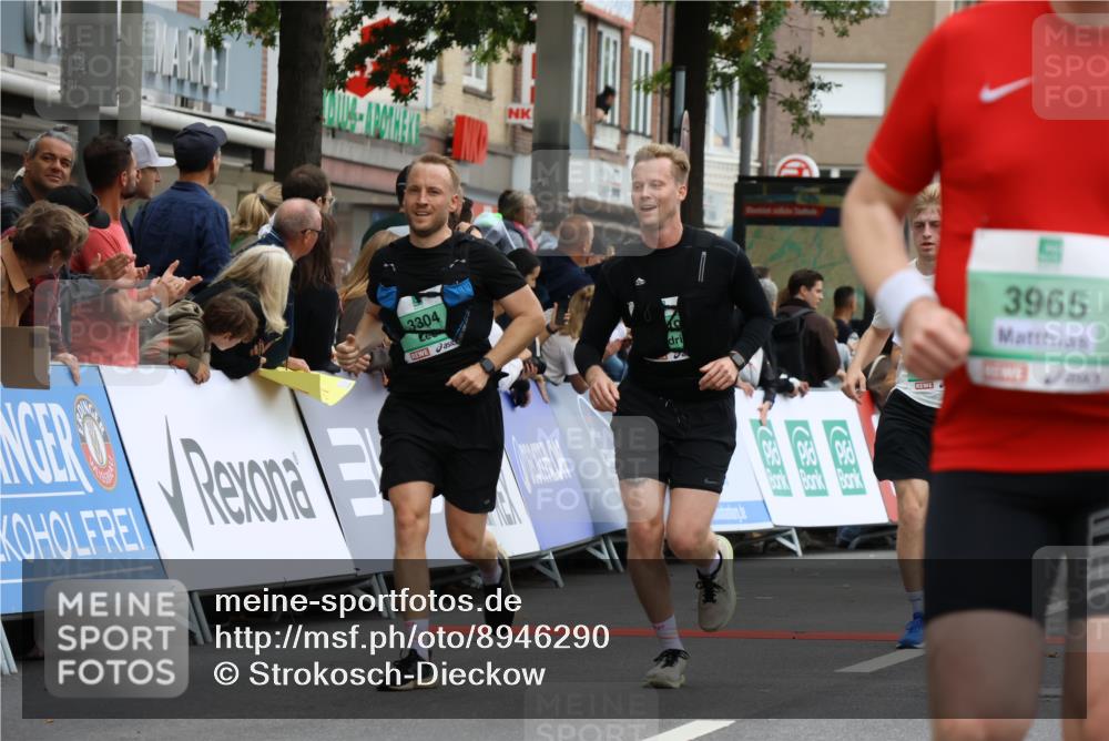 21.09.2025 - PSD Bank Halbmarathon Strokosch-Dieckow http://msf.ph/oto/8946290 21.09.2025 12:03:07 Ziel 1141, 1458, 1664, 2337, 2400, 2457, 2629, 2821, 3113, 3965, 3986 meine-sportfotos.de